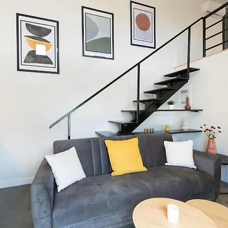 Apartment Academy Elegant Penthouse Loft / Stunning Terrace Athen